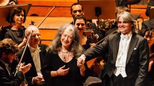Celebra pianistă Martha Argerich, decorată de statul român