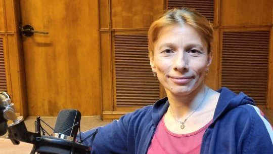 Izabela Lăcătuș: „Eu am o zicală. Din orice poți să înveți ceva, fii doar deschis să înveți”