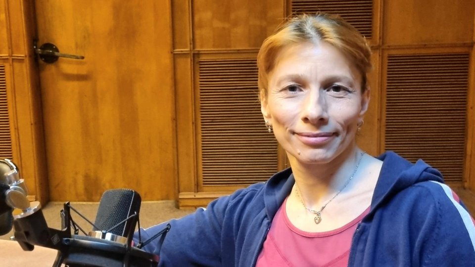 Izabela Lăcătuș: „Eu am o zicală. Din orice poți să înveți ceva, fii doar deschis să înveți”