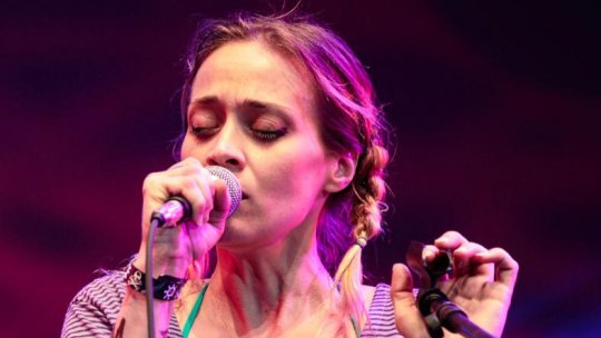 Orașul ascultă Fiona Apple