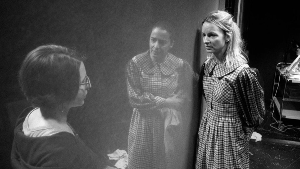 Spectacolul „Aer” în regia Letei Popescu, în premieră la Teatrul Metropolis