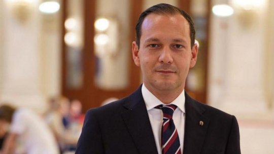 REConCHILLiant: Radu Ţincu” Nici o instituţie nu va reuşi să substituie părintele. Adolescenţii care se droghează au recurs la această alternativă pentru a scăpa de durerile sufleteşti pe care le aveau şi pe care nu le-au putut gestiona”