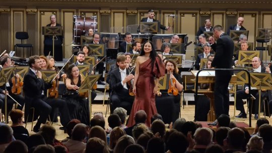Soprana Teodora Gheorghiu și pianistul Sergiu Tuhuțiu, în Zâmbetul Muzicii la Palatul Culturii din Iași