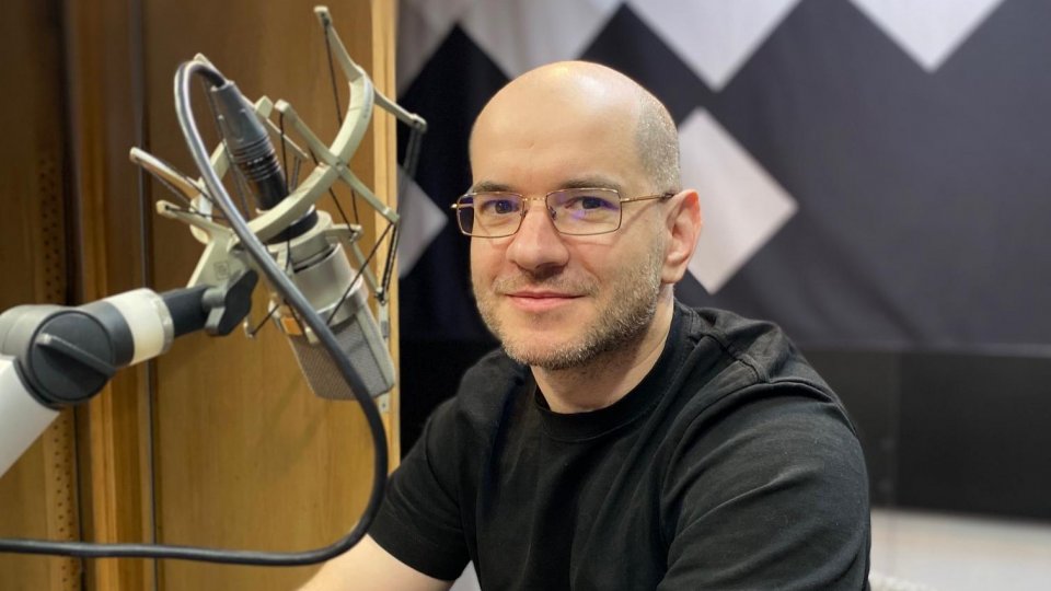 Timpul prezent - Ce (ne) unește și ce (ne) desparte de Paște? O discuție cu Alex Dincovici