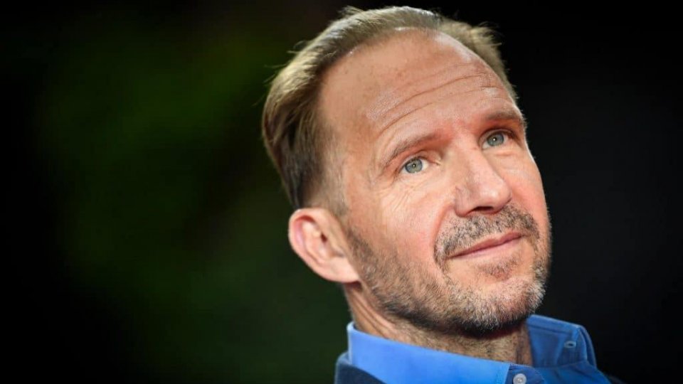 Ralph Fiennes debutează ca regizor de operă la Palais Garnier din Paris