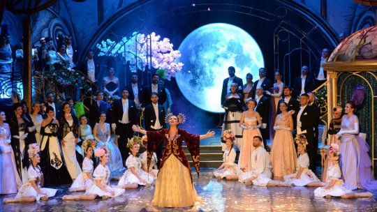 „Văduva Veselă”, un spectacol de Răzvan Mazilu, propunerea Operei din Timișoara la Bucharest Opera Festival 2025
