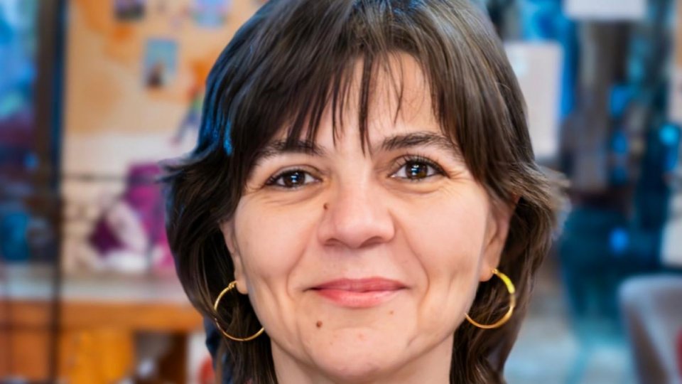 Timpul prezent în literatură - Veronica Stănică: „Nu sunt judecătorul personajelor mele”