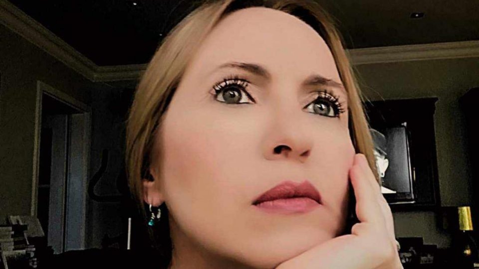 Daniela Rațiu: „Nu e îndeajuns pentru un scriitor să scrie o carte bună. Trebuie să găsești contextul potrivit în raport cu editurile străine, pentru ca să se întâmple ceva”