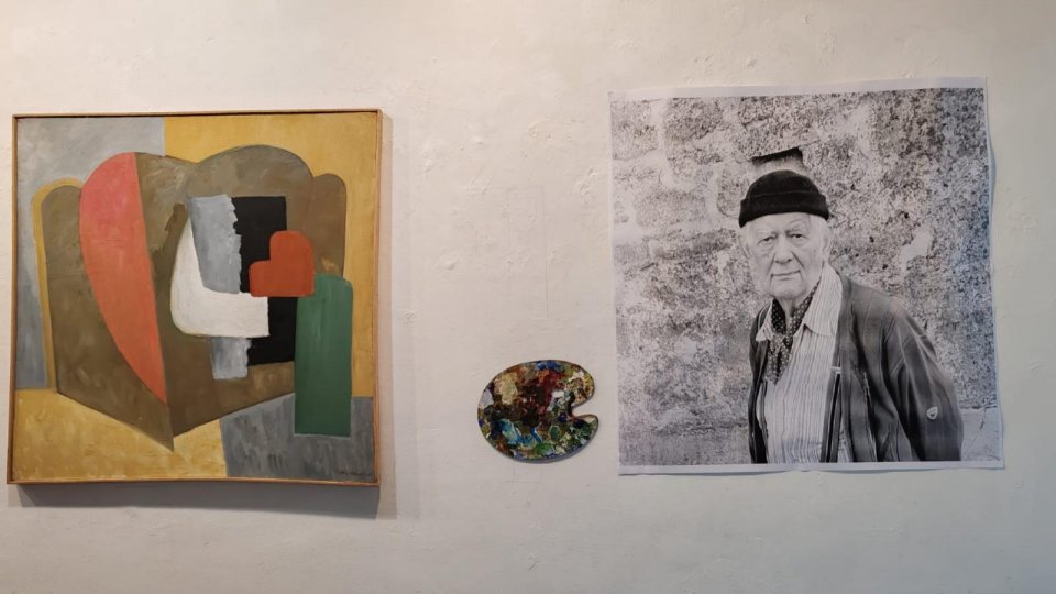 Gheorghiță Geană, profesor de antropologia artei: ”Chiar și în această artă nonfigurativă realizată de Costin Neamțu există și secvențe de artă figurativă: ai un ghem, o casă, un triunghi, adică o figură geometrică"