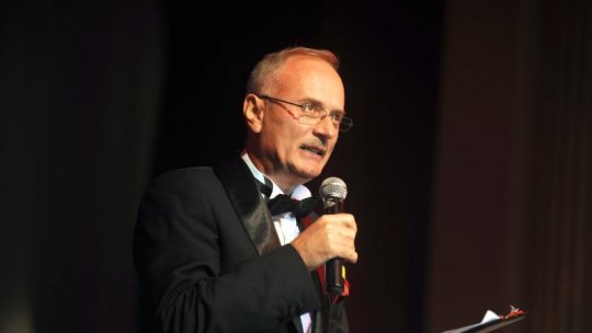Toni Grecu: “În momentele de criză, oamenii au nevoie cel mai mult de comedii, de umor”