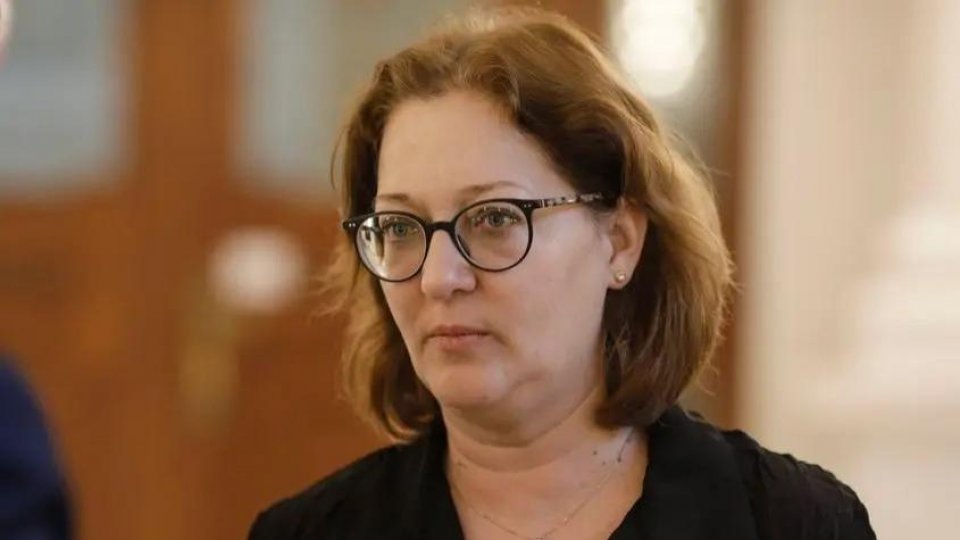 Germina Nagâț: „Ofițerii Securității recrutau elevi cu ajutorul profesorilor, în școală. Recrutările se făceau pe bandă, în toate clasele, în câteva zile”