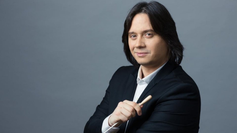 În perioada 9-13 iunie, invitatul emisiunii „Vorba de cultură” este dirijorul GABRIEL BEBEȘELEA
