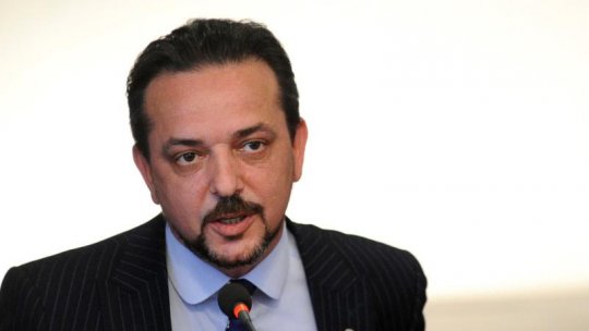 IICCMER cere o lege care să interzică afișarea simbolurilor comuniste