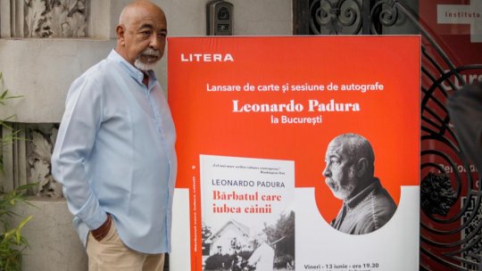 Leonardo Padura: ”E un roman foarte ambițios, dar nu știu dacă am reușit să duc la bun sfîrșit toate ambițiile. Vorbesc despre iluzii, însă sînt iluzii care cu timpul au ajuns să ne frustreze atît personal, cît și la nivelul istoriei”