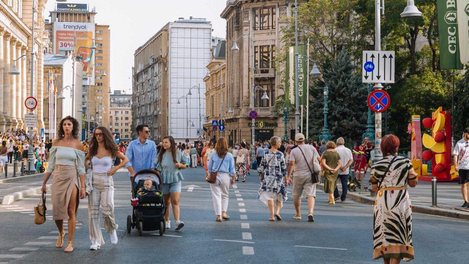 „Străzi Deschise – București, Promenadă urbană”: Calea Victoriei și Piața Amzei redevin zone pietonale, pe 30 august