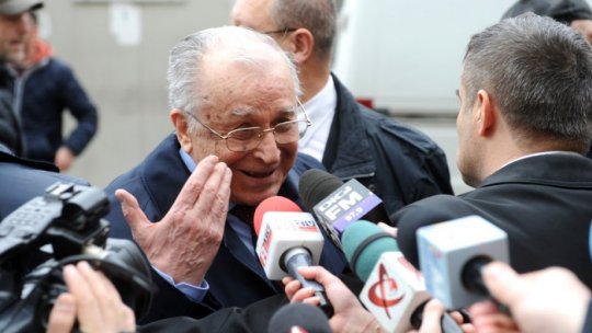 AFP: Ion Iliescu, o figură centrală a tranziției României către democrație, dar și un personaj controversat
