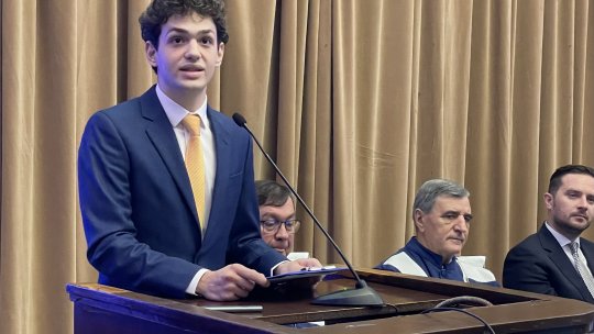 George Dumbravă, student anul I, UMFCD: „Bucuria pe care o vezi atunci când un om care a venit în stare gravă la tine și pleacă pe picioare nu ți-o poate lua nimeni”