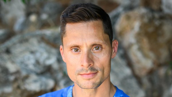 Născut în România cu Constantin Popovici, singurul român campion mondial la high diving