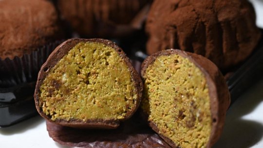 Când farfuria devine manifest: cum ne schimbă algoritmii gusturile