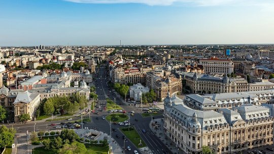 Orașul în care „soarele se stinge cu atâta melancolie”