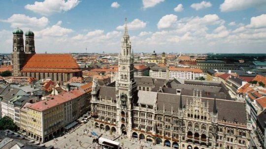 Timpul prezent, istoria de mâine. Invitată, doamna dr. Sabina Fati