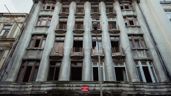 SEISM – un serial audio cutremurător, la Radio România Cultural