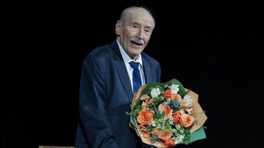 Actorul Victor Rebengiuc, laureat al Premiului Marin Constantin în cadrul Galei Madrigal 63