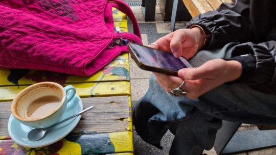 GenZmaranda - Între copilăria online și interzicerea rețelelor sociale