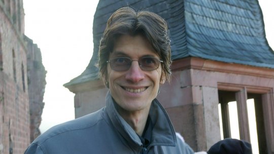 Inteligenţa artificială, înger, demon sau vitală necesitate? Invitat: doctorul în fizică Adrian Cârstea