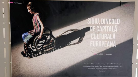Expoziția „Capital Cultural – 10 ani” poate fi vizitată la Primăria Sibiu