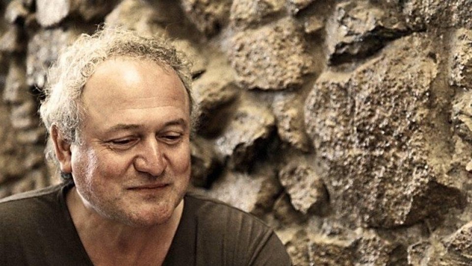 Invitatul emisiunii „Vorba de cultură” este  scriitorul Dan Alexe