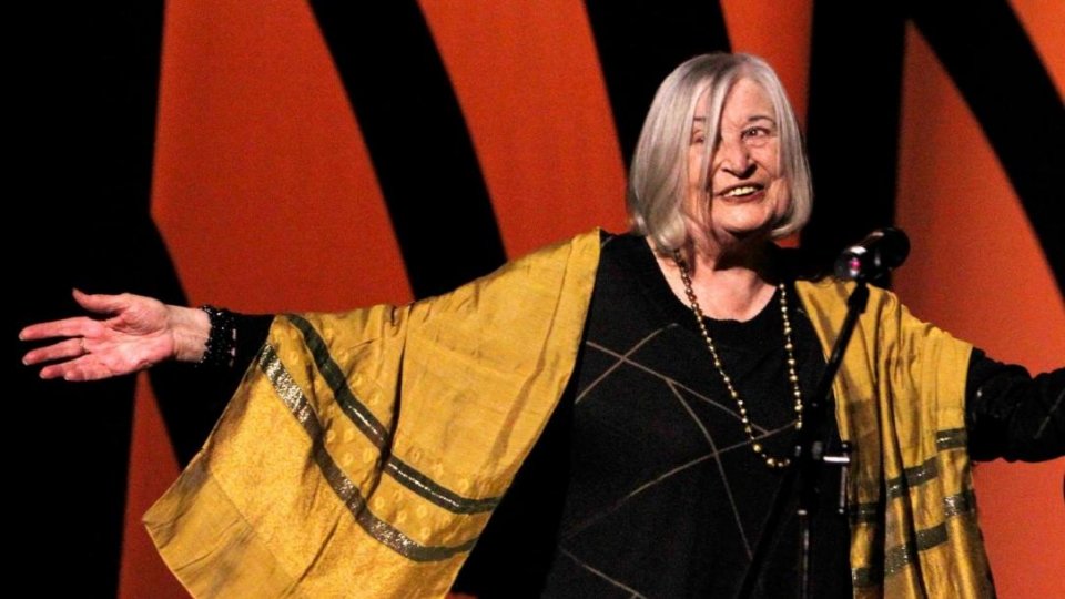 La mulți ani, Nora Iuga! Radio România Cultural difuzează, pe 4 ianuarie, de la ora 17.00, un interviu document realizat de Adela Greceanu