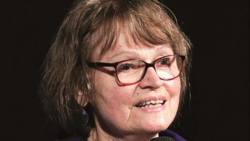 Stanca Scholz-Cionca: “Cu toate experiențele dificile, cu toate tensiunile, cu tot inechilibrul acestei relații, Regina Maria a rămas, până la urmă, o admiratoare a lui Loïe Fuller”