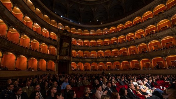 Orchestra Operei Naționale, dirijată de Daniel Jinga, a deschis oficial Anul Cultural România - Italia 2026