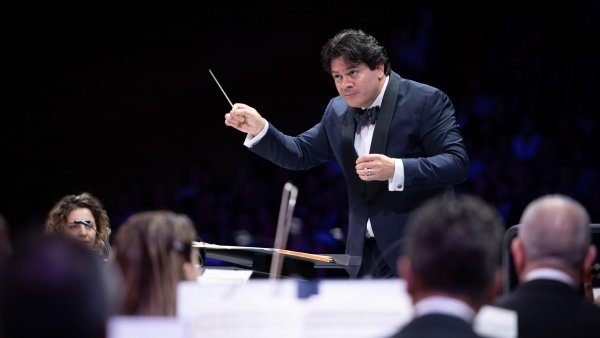 Orchestra Română de Tineret și Orchestra Națională a Franței, împreună pentru a celebra la Paris 145 de ani de relații diplomatice româno-franceze