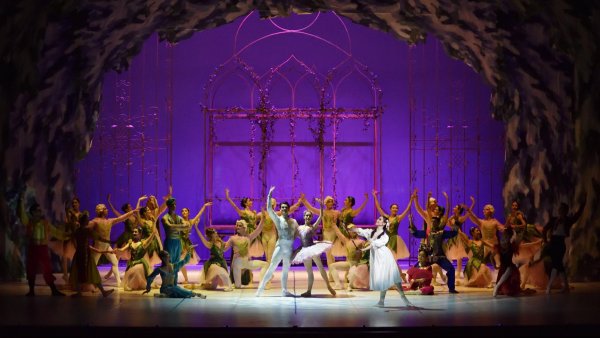 „Spărgătorul de nuci”, „Callas – Oana Pellea”, „Don Giovanni” și „Povestirile lui Hoffmann”, în a doua parte a lunii noiembrie pe scena Operei Naționale București