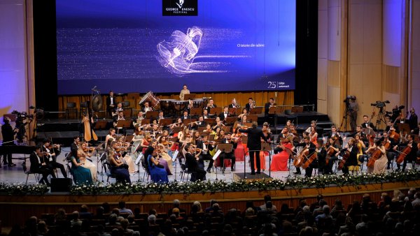 A opta oară prezentă la Festivalul Internațional George Enescu, Orchestra Română de Tineret va avea trei apariţii în septembrie 2025