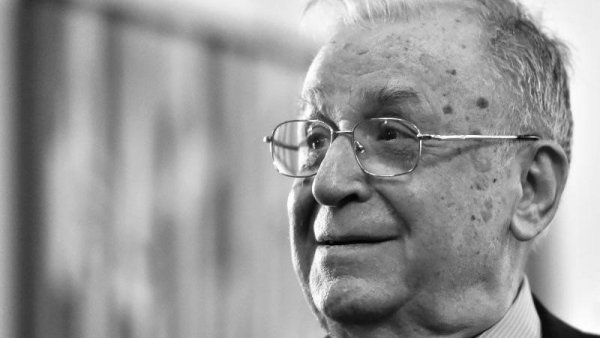 Ion Iliescu, fostul președinte al României, a murit la vârsta de 95 de ani