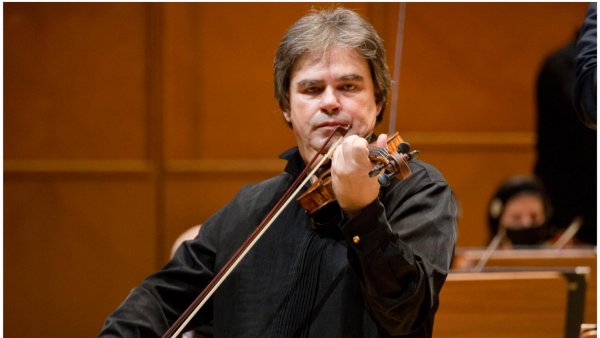 Violonistul Gabriel Croitoru: „Faptul că eu astăzi cânt pe scenă ca solist i-l datorez lui Mihai Constantinescu”