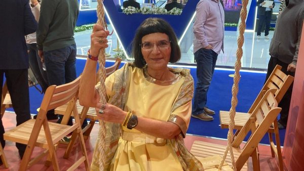 Ioana Pârvulescu: „Faptul că România, o țară din Europa, nu cea mai cunoscută, este invitată de onoare la târgul acesta uriaș de la Cairo mi se pare un lucru extraordinar și arată că nu e totul pierdut”