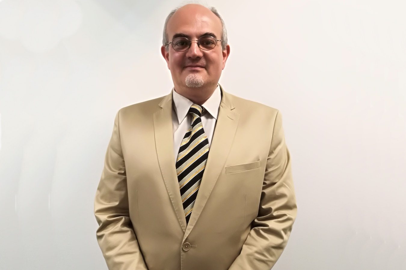 Dr. Octavian Buda