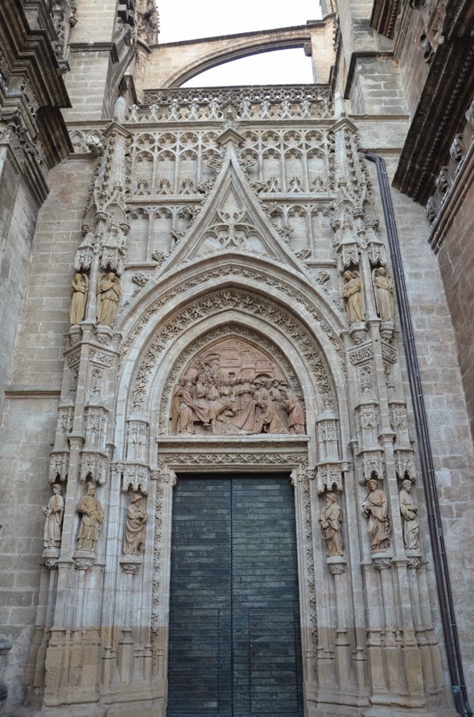 SPANIA-Sevilla-Catedrala-Santa-Maria-de-la-Sede-12-Puerta-de-las-Campanillas