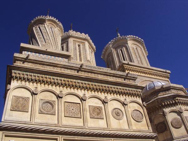 curtea-de-arges-8