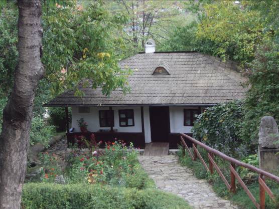 Bojdeuca-lui-Ion-Creangă-din-Iaşi-octombrie-2012