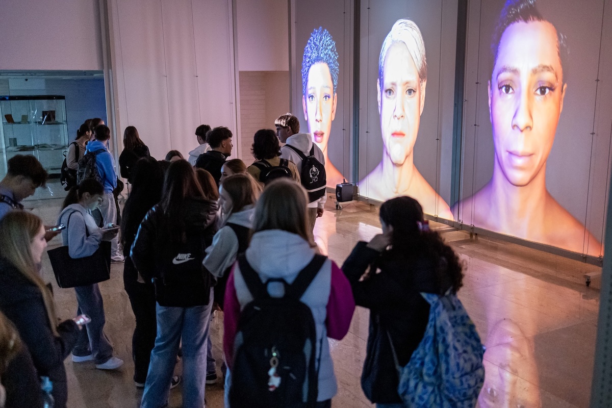 SURSA - WHISPERS by In Dialog @Rareș Toma