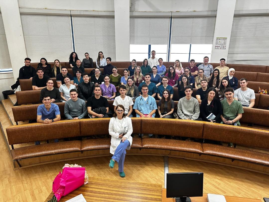 Prof. dr. Camelia Diaconu cu rezidenții