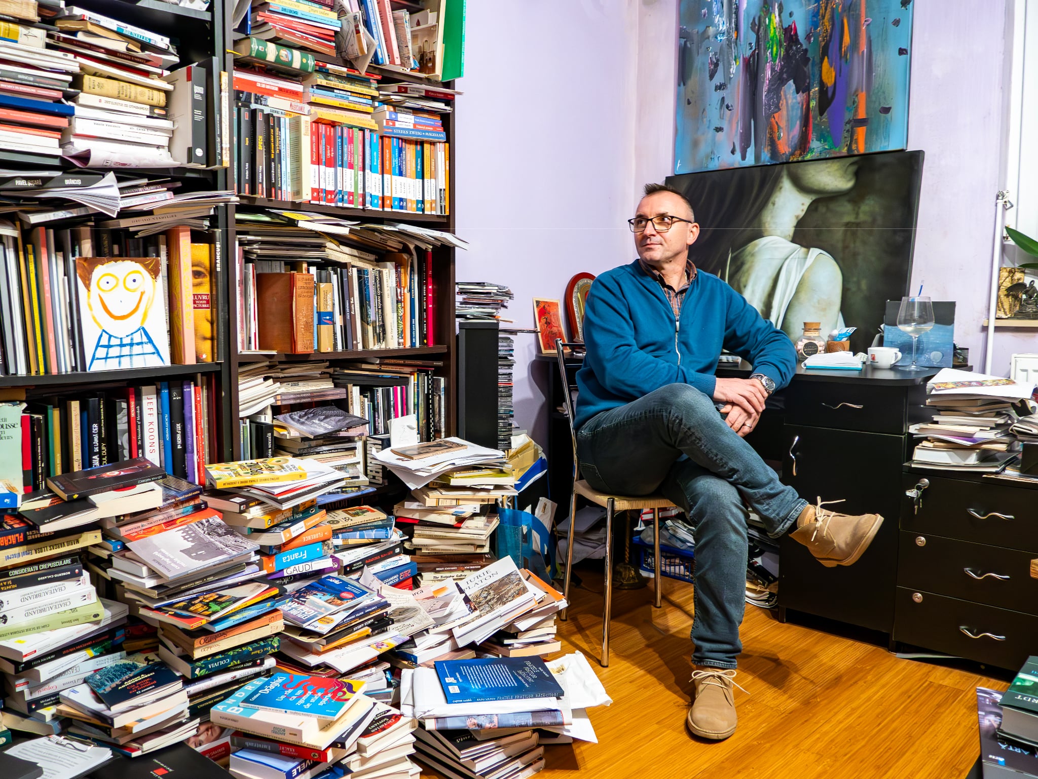 Robert Șerban în propria biblioteca