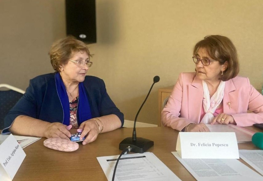 Profesor doctor Agripina Rașcu Vicepresedinte SRMM si dr Felicia Popescu Institutul National de Sãnãtate Publicã