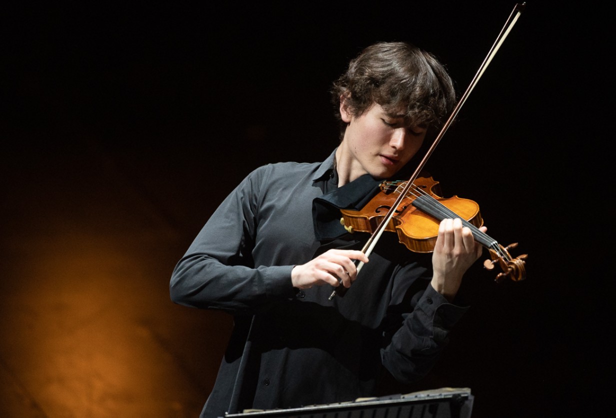 Daniel Lozakovich