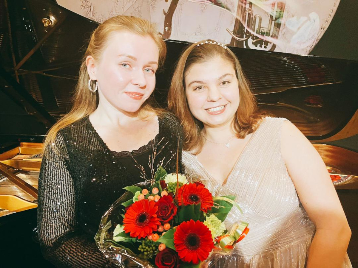 Mezzosoprana Alexandra Teodora Râpaş si pianista Aleksandra Tepliakova